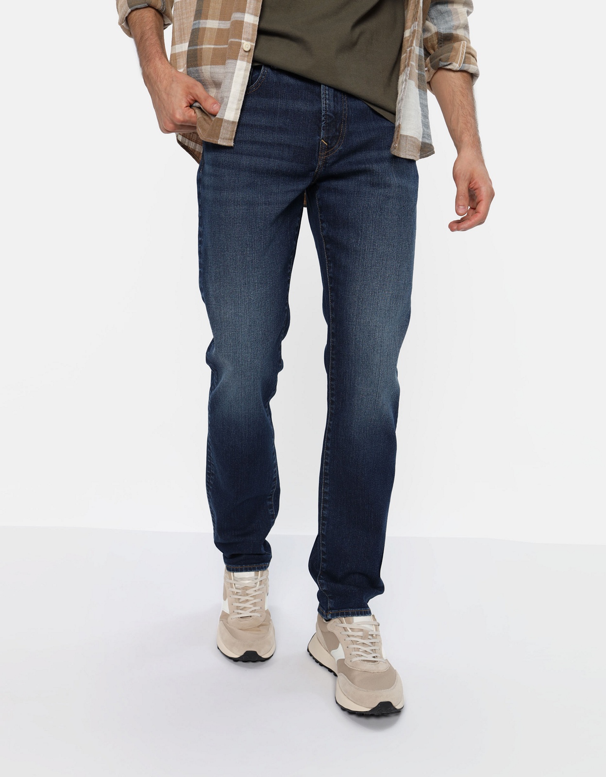 Shop AirFlex+ Slim Straight Jean online | American Eagle Outfitters Egypt